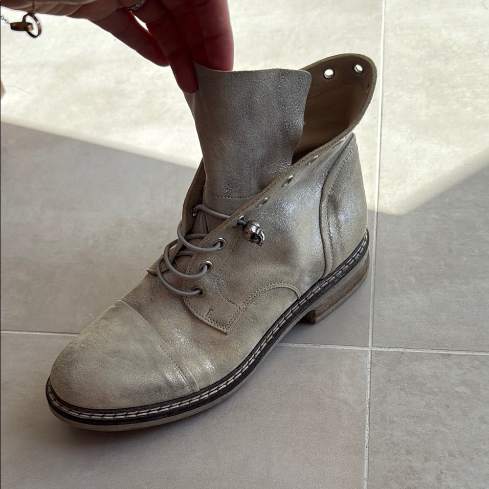 Women's Cream Leather Boots